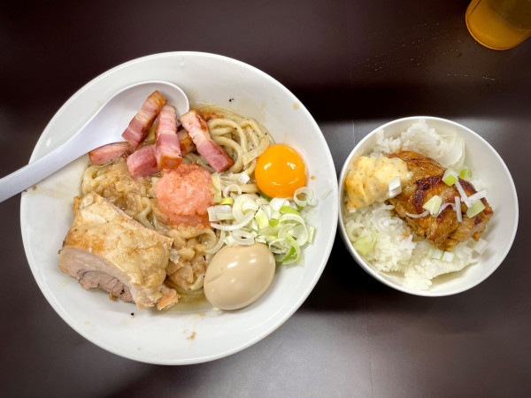 「【限定】明太カルボ＋肉丼」@ラーメン一心の写真