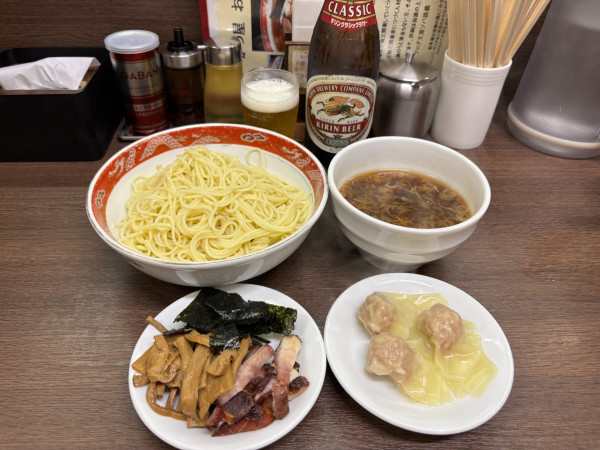 「ワンタンつけそば(並盛)」@支那ソバ かづ屋の写真