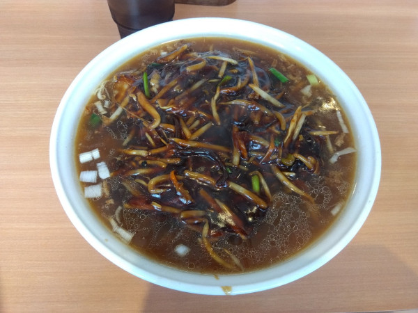 「サンマーメン」@YOKOHAMA中華そば かみ山の写真