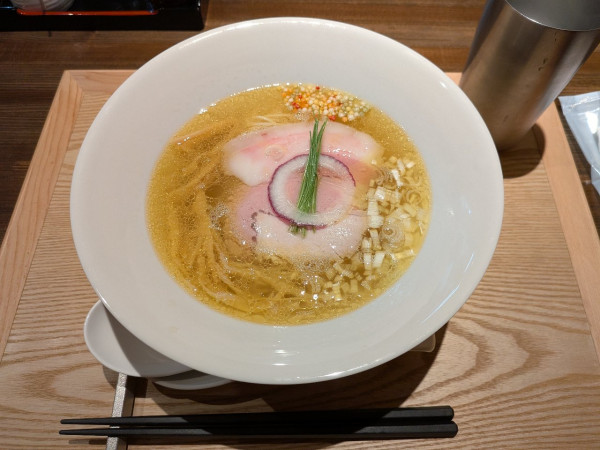 「天義淡麗塩ラーメン1,300円」@淡麗らーめん 幻の天義の写真
