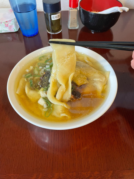 「ワンタンメン淡口」@手打ち 陰日向の写真