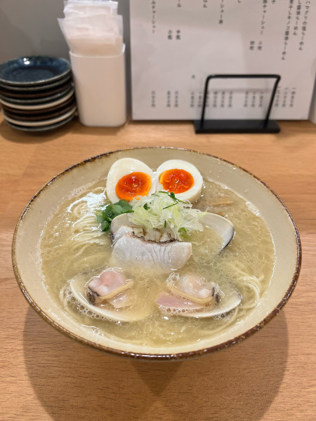 「鯛とハマグリの塩らーめん」@麺ふたりの写真