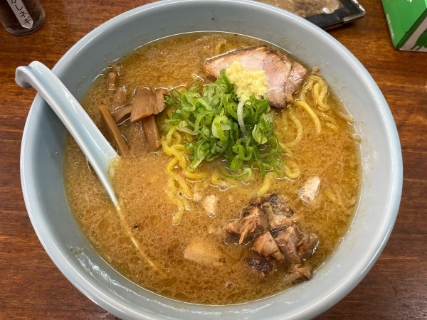 「味噌ラーメン小140g900円」@中華そば 温故知新の写真