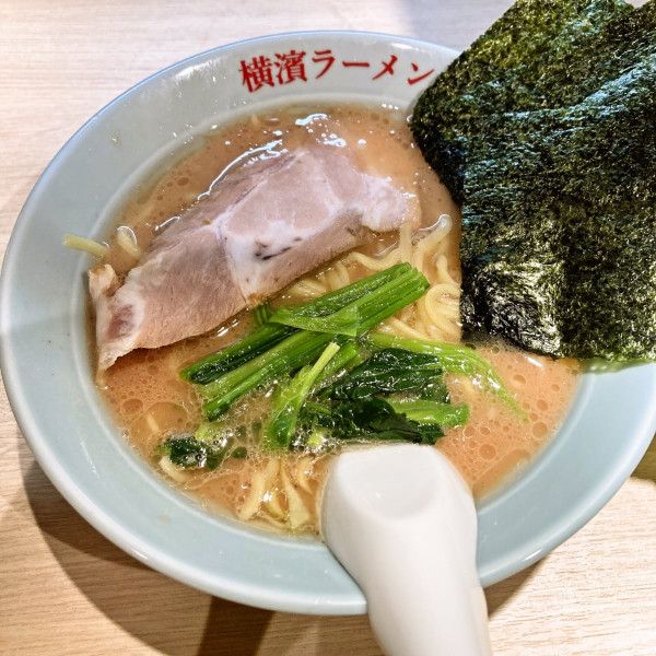 ラーメン並（1,000円）＋ライス小（150円）