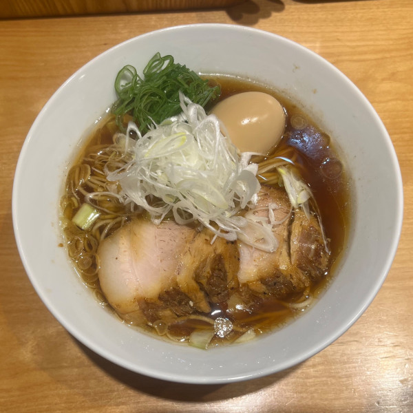 「醤油そば特製」@佐々木製麺所の写真