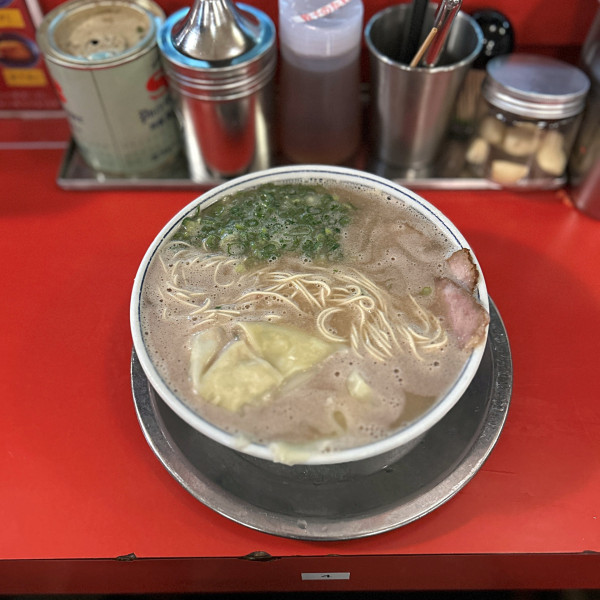 「ワンタンメン」@博多だるま 総本店の写真