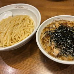 黒胡椒つけ麺中盛1250円
