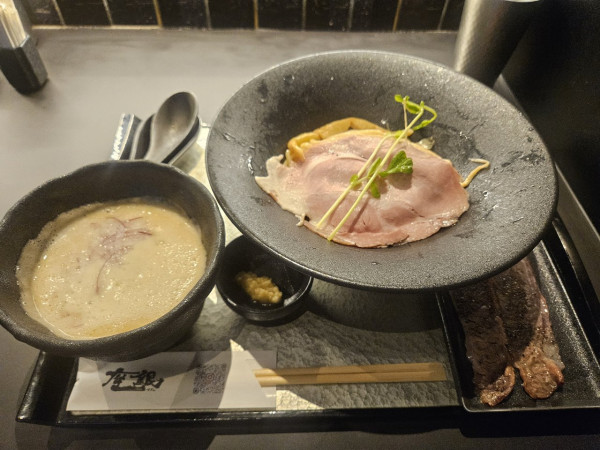 「鶏つけsoba+炙り肉寿司」@鶏soba座銀 横浜西口店の写真