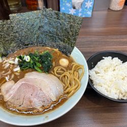 ラーメン860円