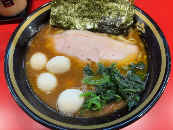 「ラーメン (+うずら)」@七代目野中家の写真