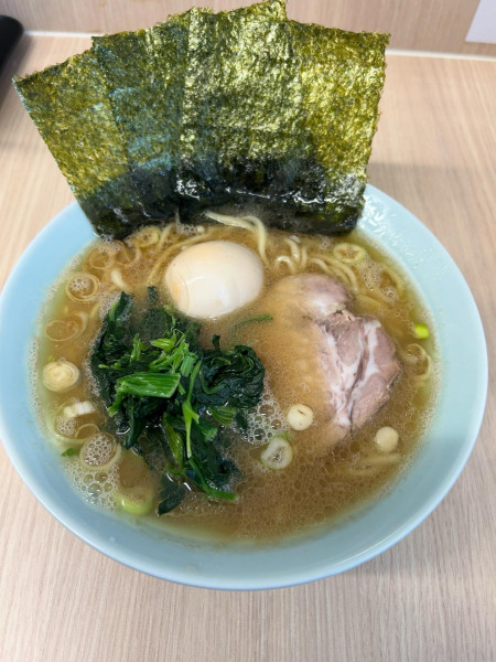 「ラーメン+味玉(950円＋130円)」@らーめん 野々家の写真