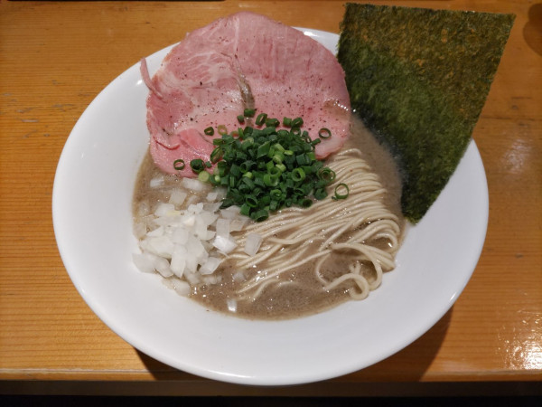 「濃厚煮干・バカニボ」@麺屋 まほろ芭の写真