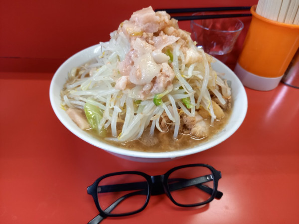 「小ぶたラーメン(野菜・あぶら)」@ラーメン二郎 三田本店の写真