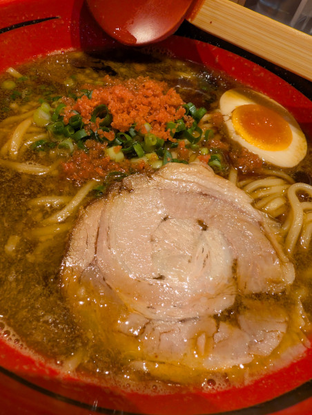 「えびしょうゆ・そのまま・太麺」@えびそば一幻 大阪梅田店の写真