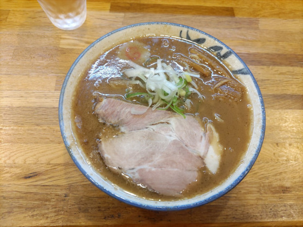 「バランスラーメン（一玉)」@必勝軒の写真