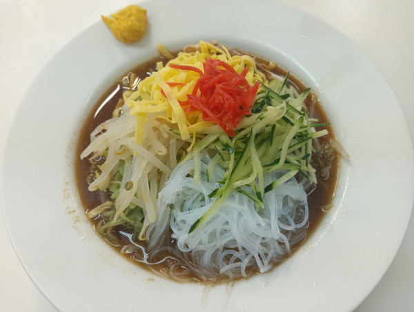 「冷し中華・並」@博多天神 渋谷南口店の写真