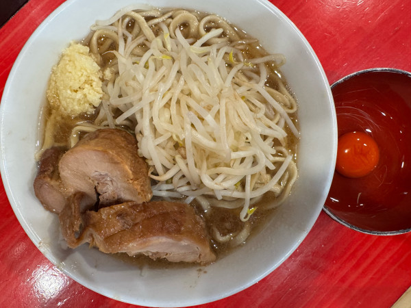 「らーめん 豚ダブル」@鷹の目 獨協大学前本店の写真