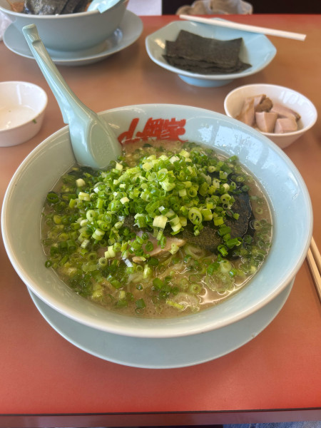 「醤油ラーメン」@ラーメン山岡家 水戸内原店の写真