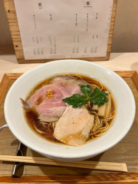 「地鶏醤油ラーメン」@なにわ麺次郎 然の写真