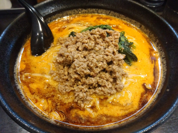 「黒マー油担担麺(930円)」@地獄の担担麺 天竜 トツカーナモール店の写真