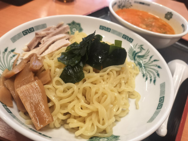 「ピリ辛とんこつつけ麺」@日高屋 小田急相模原サウザンロード店の写真