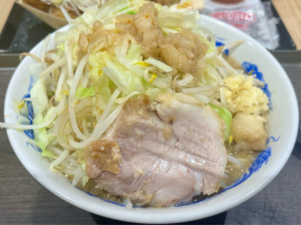 「ラーメン(濃厚豚骨醤油ラーメン)」@ジャンクガレッジ イオンモール川口前川店の写真