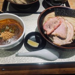 チャーシューつけ蕎麦大1600+5辛100