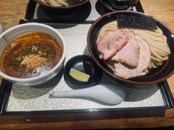 「チャーシューつけ蕎麦大1600+5辛100」@中華蕎麦 ひら井の写真