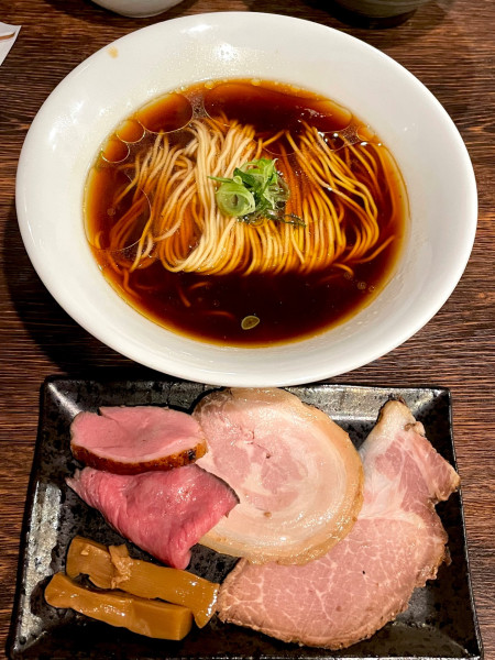 「【限定】特選醤油ダレの地鶏そば」@麺屋 真心の写真
