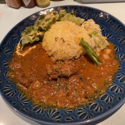 チキンカレー　　1050円