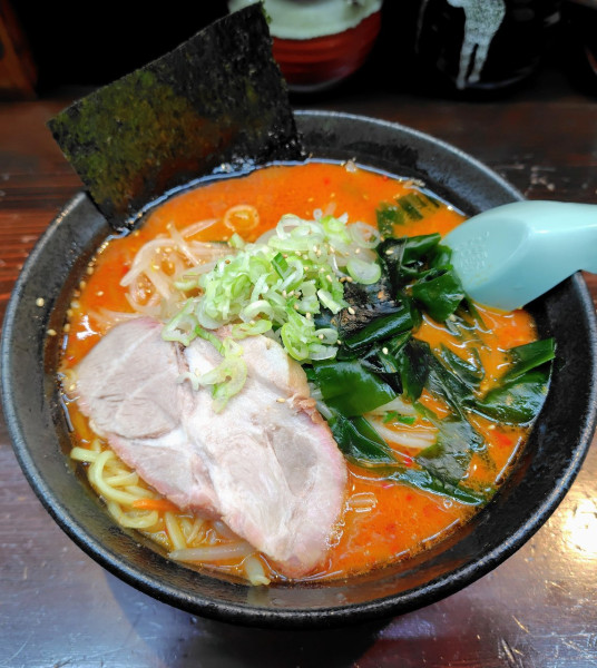 「辛味噌らーめん 1050円」@さつまっこ 平和島店の写真