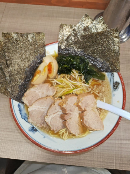 「ネギチャーシューメン+煮玉子+のり５枚」@ラーメンショップ 122号騎西店の写真