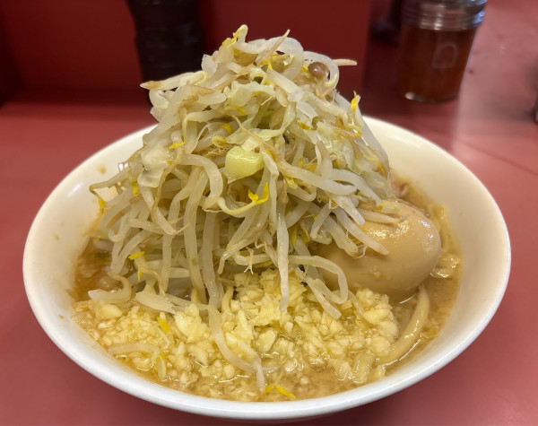 「少なめ+味つけタマゴ」@ラーメン二郎 ひばりヶ丘駅前店の写真