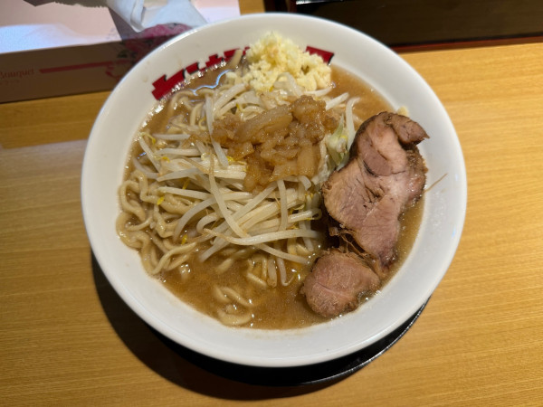 「ラーメン小150g(野菜少なめ.ニンニク少なめ)1000円」@ヤンナラヤロウヨの写真