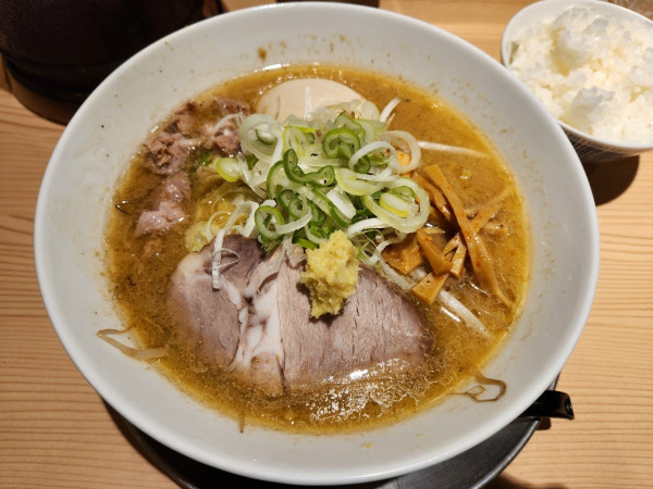 「麺屋つくし」@すみれオールスターズの写真