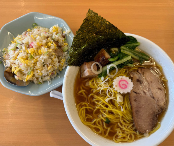 「魚介中華そば無料麺大盛りランチお得セットA半炒飯」@麺屋 なが盛の写真