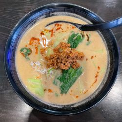 鷹オリジナル坦々麺(1000円)