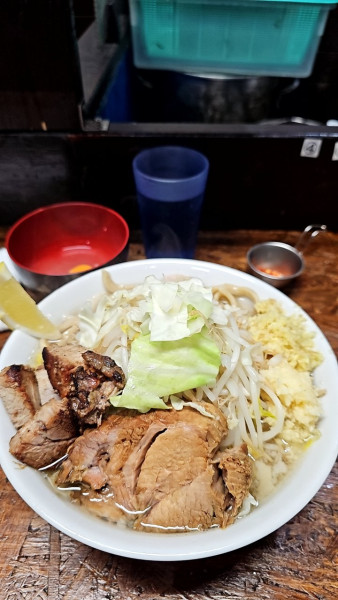 「塩ラーメン+豚増し+生卵」@自家製麺 まさき(非乳化) 2号店の写真