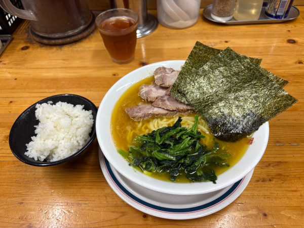 「チャーシューメン + ライス(小)」@横浜家系ラーメン 武蔵境つばさ家の写真