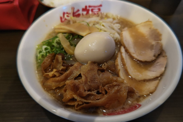 「肉玉そば+味玉」@徳島中華そば 徳福 大森町店の写真