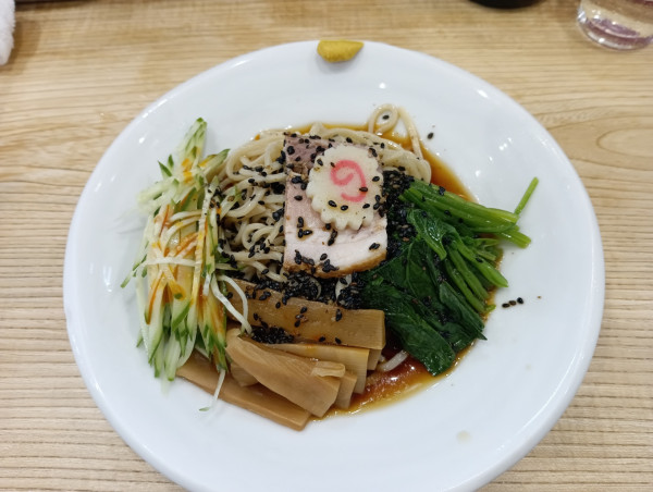 「冷し中華・麺軽め＋青菜」@らーめん 高尾の写真