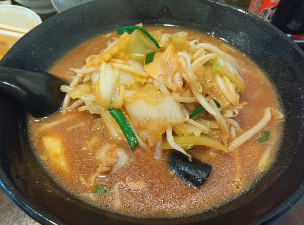 「限定　野菜たっぷり味噌ラーメン」@やまむろラーメンの写真