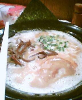 「醤油とんこつらーめん」@波動軒の写真