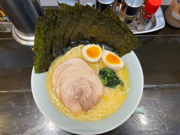 「MAXラーメン(塩)」@横浜家系ラーメン 気合家の写真