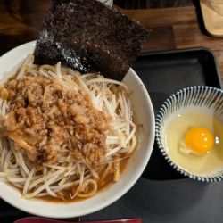 夜限定しげ田の二郎系ラーメン