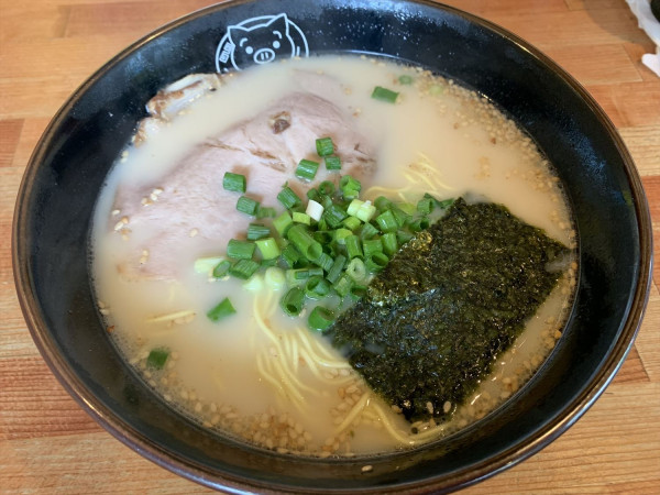 「博多ラーメン＋半チャーハンセット」@博多ラーメン 長浜や 中村橋店の写真