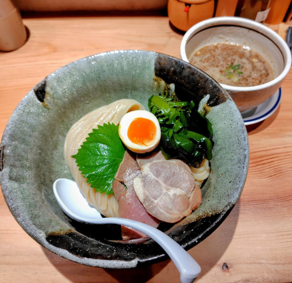 「期間限定つけ麺 1000円」@麺也時しらず 大井町本店の写真