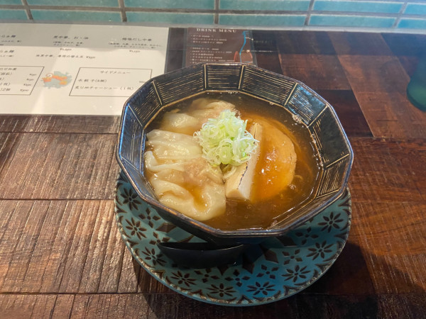 「醤油らぁ麺」@古民家ヌードゥル黒揚羽森住の写真