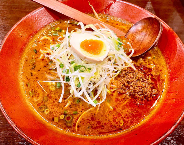 「辛味噌ラーメン（980円）」@味噌ラーメンマルヤ商店 阿見店の写真