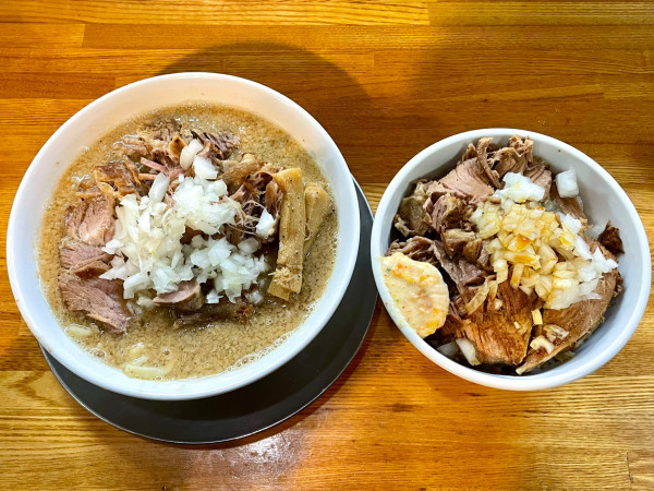 「中華そば＋ほぐし肉＋肉丼」@中華そば136の写真